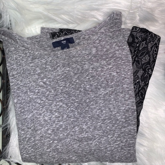 5/$35 💥 Women’s Gap Long Sleeve T-Shirt - Picture 3 of 7